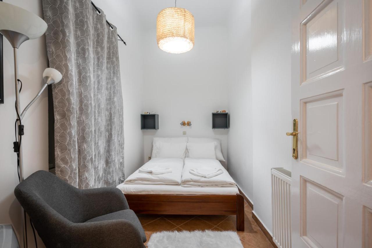 Gellert Mountain Apartment Budapest Exteriör bild