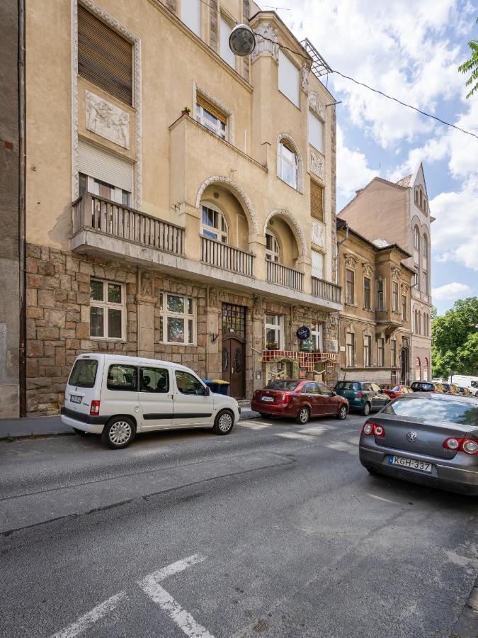 Gellert Mountain Apartment Budapest Exteriör bild
